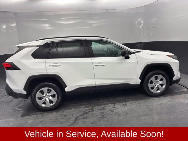 Used 2021 Toyota RAV4 LE AWD/4WD image 7