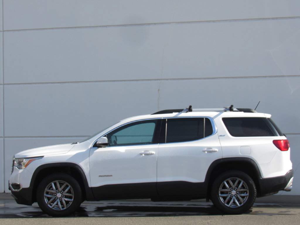 Used 2017 GMC Acadia SLT AWD/4WD image 4
