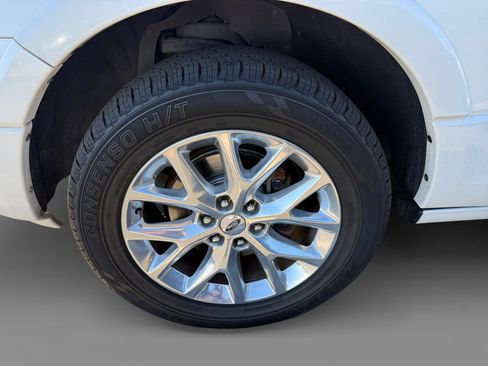 Used 2015 Ford Expedition EL Limited image 9