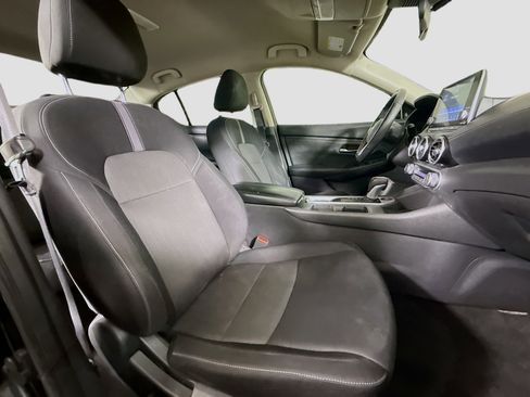 Used 2021 Nissan Sentra SV image 29