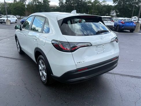 Used 2024 Honda HR-V LX image 5