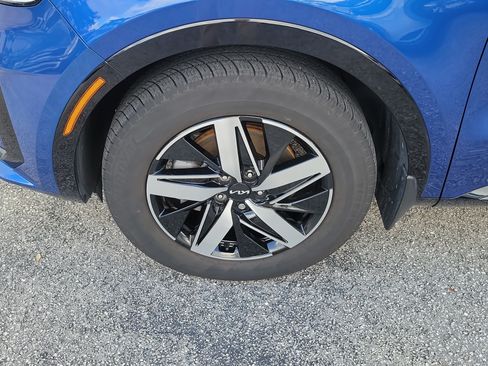Used 2022 Kia Sorento EX w/ Panoramic Sunroof Package FWD image 40