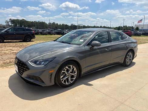 Used 2021 Hyundai Sonata SEL FWD image 4