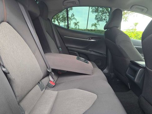 Certified 2018 Toyota Camry LE image 12