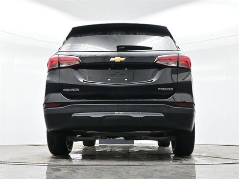 Used 2024 Chevrolet Equinox Premier image 30