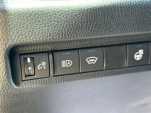 Used 2024 Toyota RAV4 XLE Premium AWD/4WD image 26