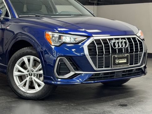 Used 2022 Audi Q3 2.0T Premium image 3