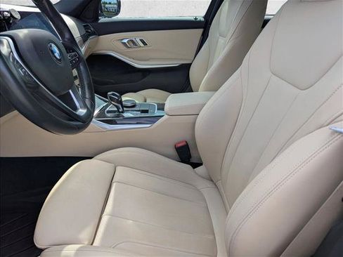 Used 2021 BMW 330i Sedan w/ Convenience Package RWD image 24