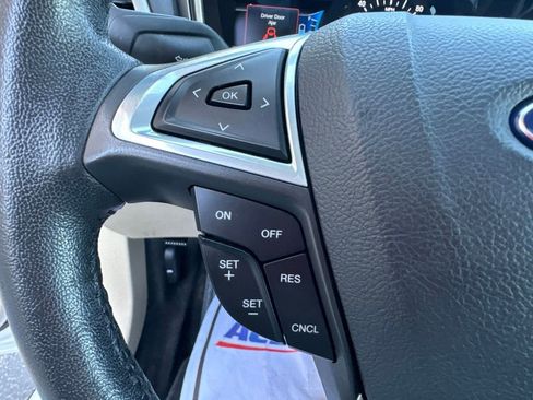 Used 2016 Ford Fusion SE w/ Equipment Group 502A FWD image 19