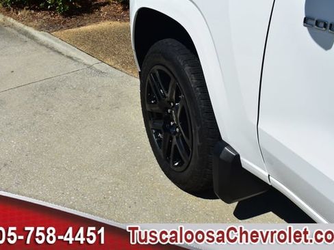 Used 2025 Chevrolet Colorado Z71 w/ Technology Package AWD/4WD image 17