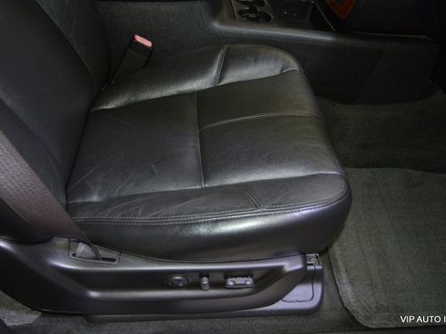 Used 2007 Chevrolet Avalanche LT w/ LT Preferred Equipment Group image 17