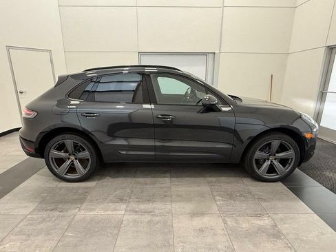 Certified 2025 Porsche Macan AWD/4WD image 7