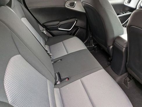 Used 2025 Kia Soul LX w/ LX Technology Package image 26