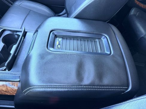 Used 2015 Chevrolet Suburban LTZ AWD/4WD image 47