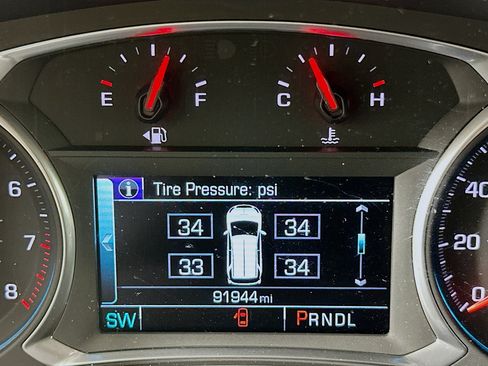 Used 2019 Chevrolet Traverse LT AWD/4WD image 19