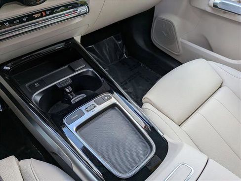Certified 2026 Mercedes-Benz GLB 250 image 12