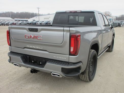 New 2026 GMC Sierra 1500 Denali w/ Denali Reserve Package image 5