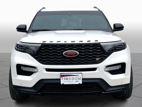 Used 2023 Ford Explorer ST w/ Equipment Group 401A image 3