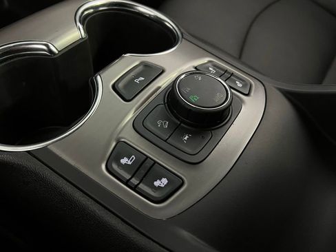 Used 2024 GMC Terrain AT4 w/ Infotainment Package II image 19