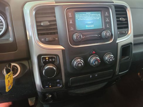 Used 2016 RAM 1500 Classic SLT w/ SLT Plus D￩cor Group image 20