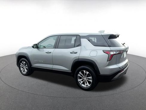 Used 2025 Chevrolet Equinox LT image 10