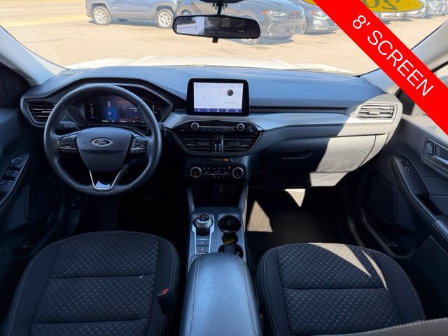 Used 2024 Ford Escape Active w/ Cold Weather Package FWD image 3