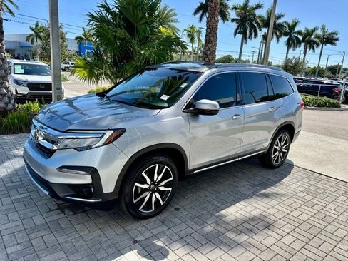 Certified 2022 Honda Pilot Elite image 3