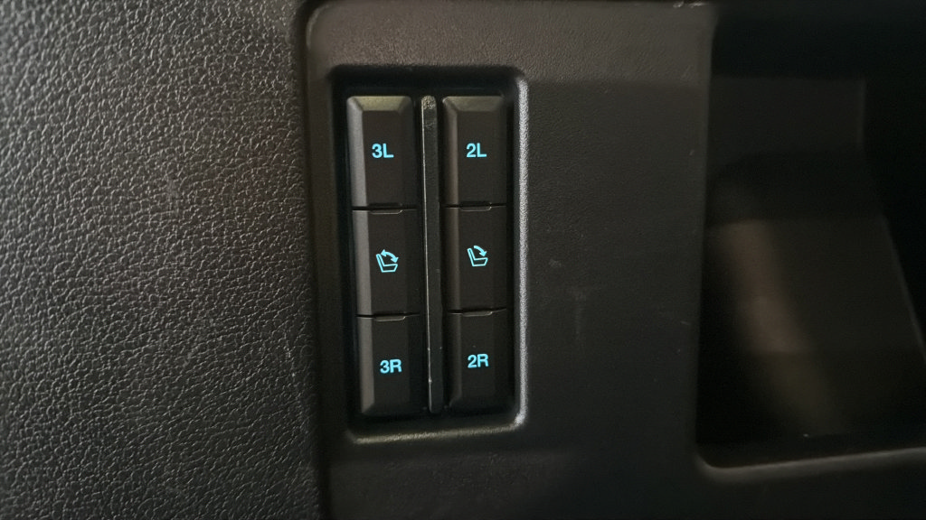 Used 2019 Ford Expedition Platinum AWD/4WD image 16