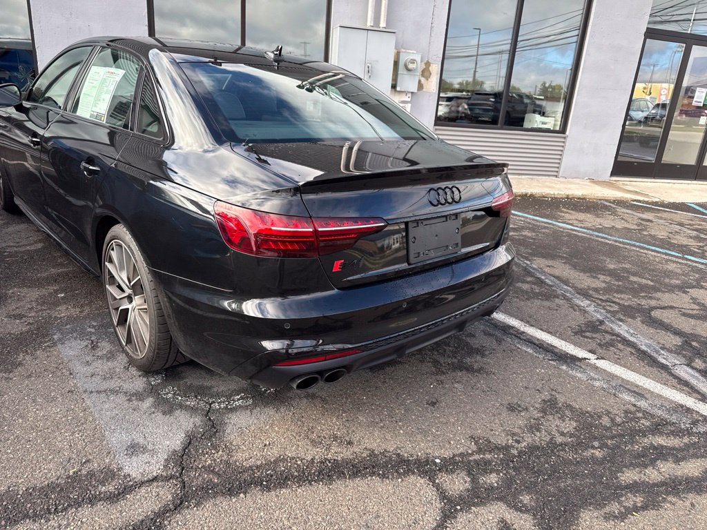Used 2024 Audi S4 Premium Plus w/ Premium Plus Package AWD/4WD image 11