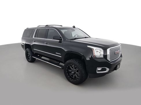 Used 2016 GMC Yukon XL Denali w/ Open Road Package image 3