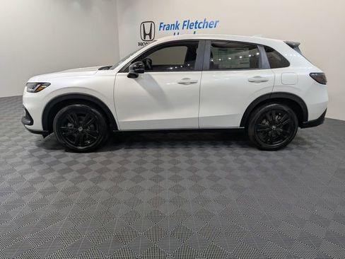 New 2026 Honda HR-V Sport image 3