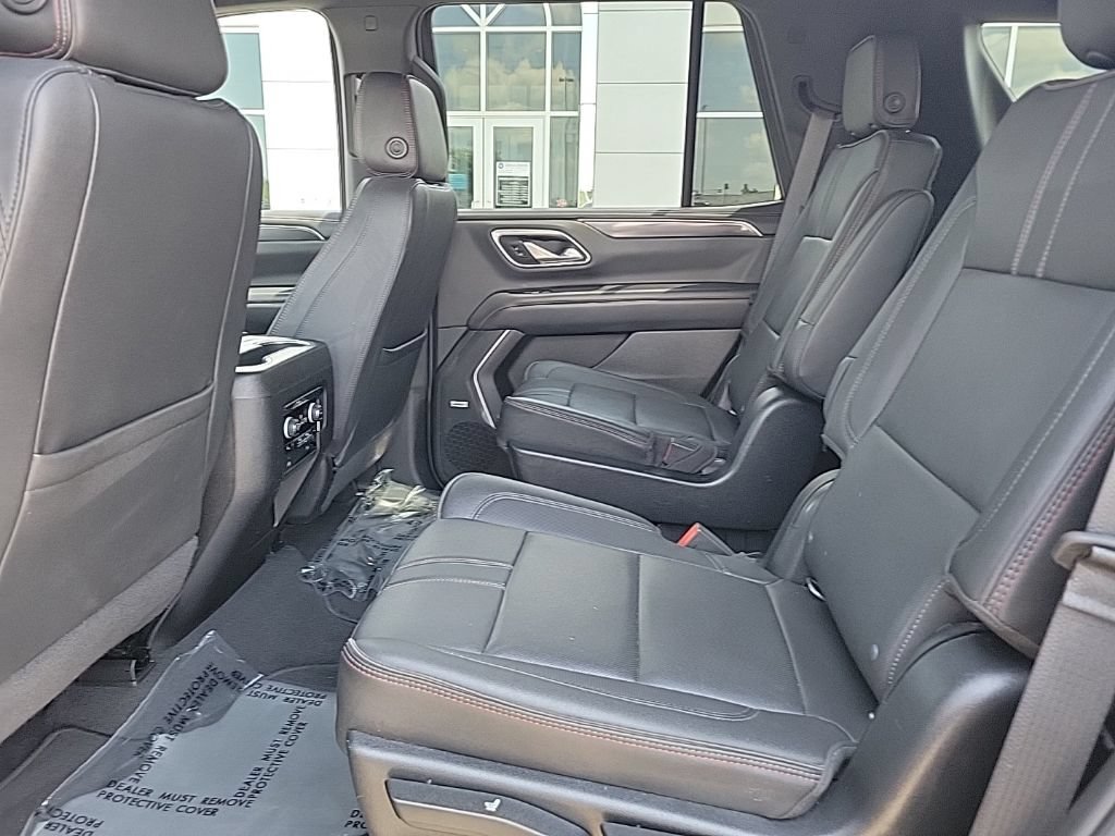 Used 2022 Chevrolet Tahoe RST w/ Sport Performance Package AWD/4WD image 14