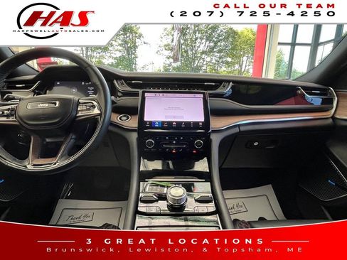 Used 2023 Jeep Grand Cherokee Summit w/ Adv Protech Group IV AWD/4WD image 15