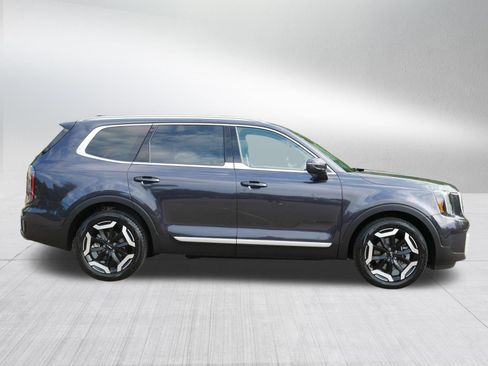 Certified 2025 Kia Telluride EX AWD/4WD image 8
