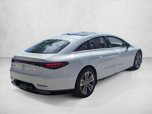 Used 2022 Mercedes-Benz EQS 450+ Sedan image 5