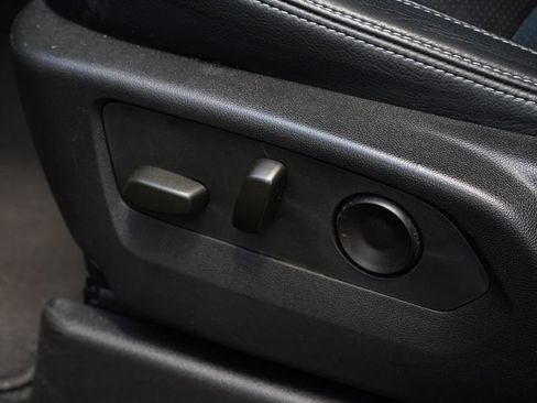 Used 2024 Chevrolet Tahoe LS RWD image 6