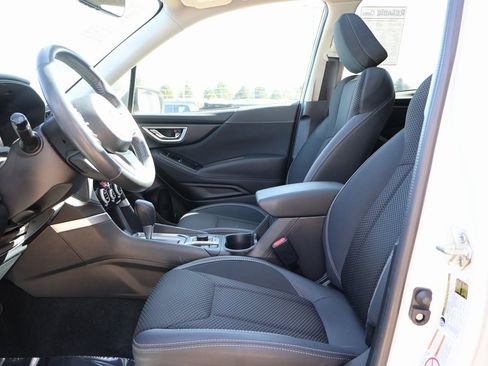 Used 2020 Subaru Forester Premium image 24