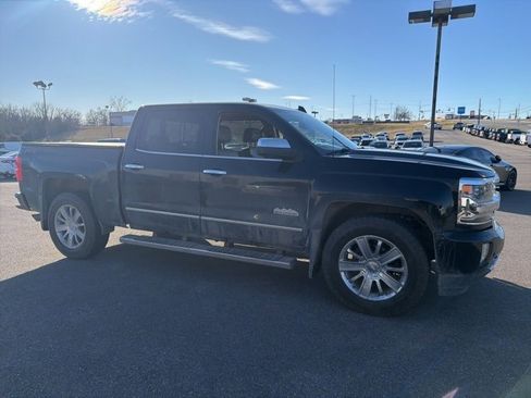 Used 2018 Chevrolet Silverado 1500 High Country image 12