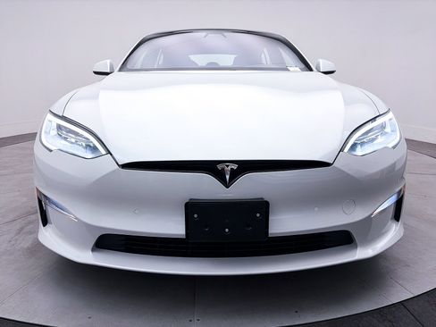 Used 2021 Tesla Model S Plaid image 11