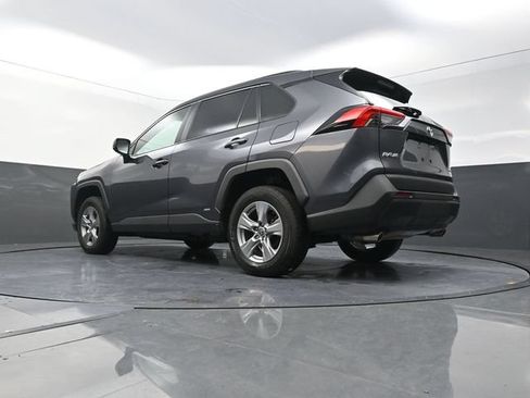 Used 2025 Toyota RAV4 LE AWD/4WD image 35