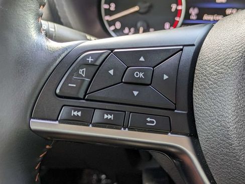 Certified 2025 Nissan Sentra SR w/ SR Premium Package FWD image 26