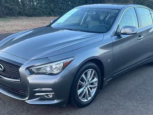 Used 2015 INFINITI Q50 2.0t w/ Moonroof Package image 4
