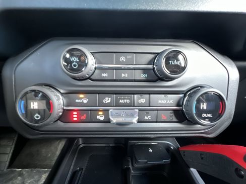 New 2026 Ford Bronco Heritage Edition AWD/4WD image 21