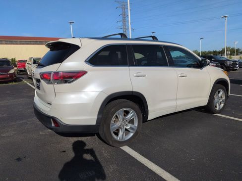 Used 2014 Toyota Highlander Limited FWD image 6