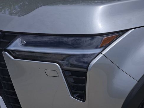 Used 2024 Lexus GX 550 AWD/4WD image 3