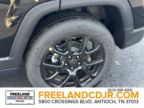 New 2026 Jeep Compass Latitude AWD/4WD image 10