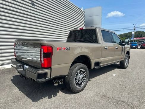 New 2026 Ford F250 Platinum w/ Platinum Plus Package AWD/4WD image 3