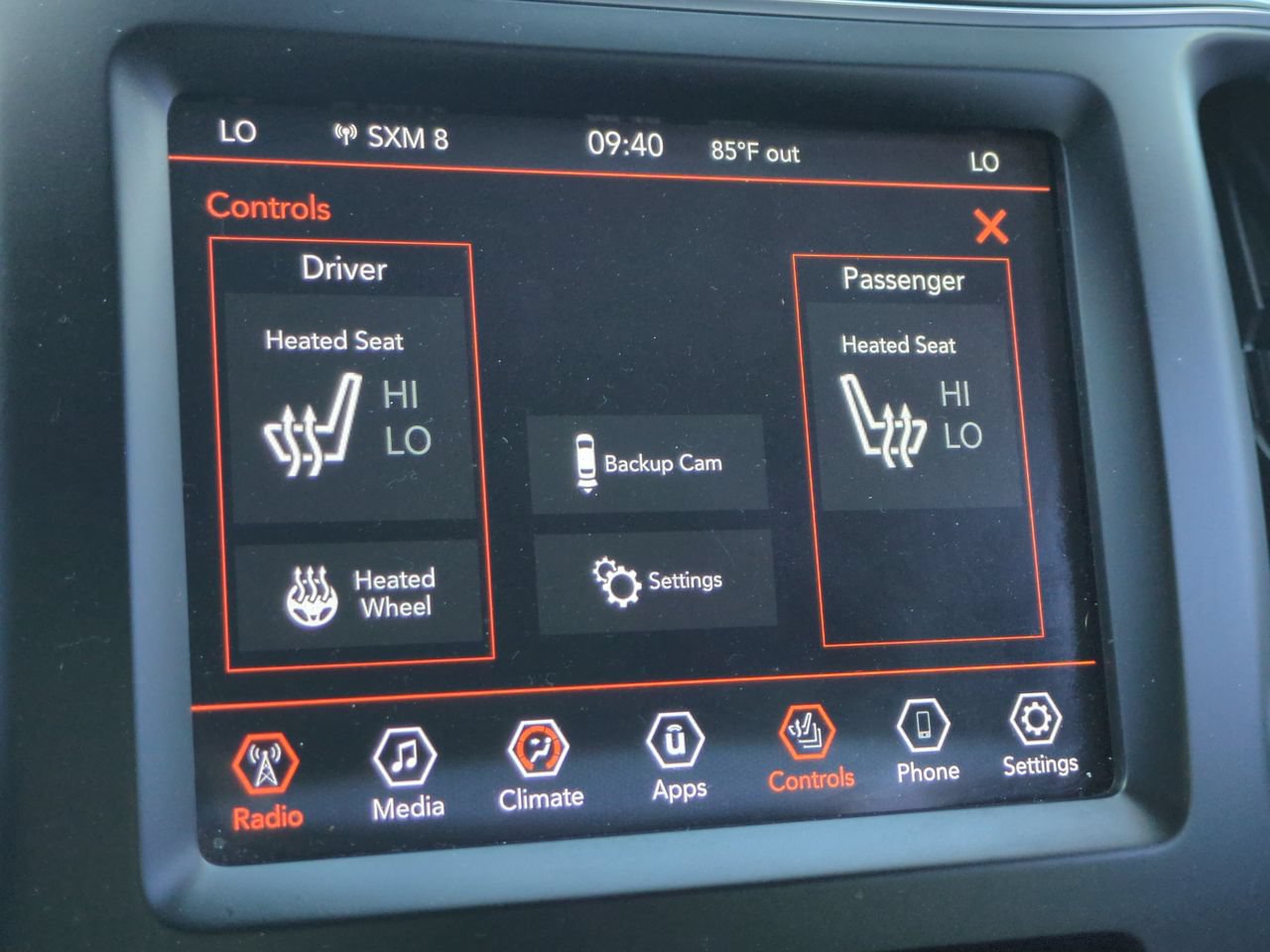 Used 2021 Jeep Cherokee Latitude Lux w/ Comfort/Convenience Group FWD image 21