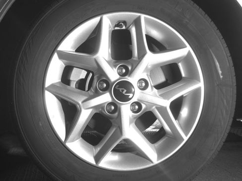 Used 2025 Kia Soul LX w/ LX Technology Package image 12