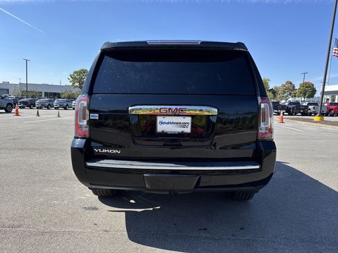 Used 2020 GMC Yukon Denali w/ Open Road Package image 9